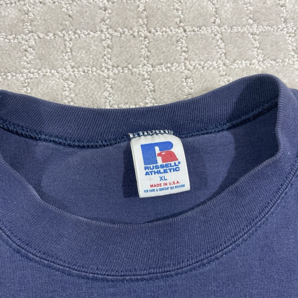 VTG 1994 Atlanta Braves MLB Baseball Sz XL Navy Russell Tomahawk Logo 90s Tshirt - Picture 5 of 5